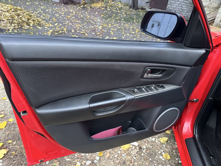 Продам Mazda 3 КПП автомат отличном состоянии