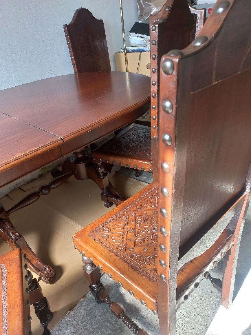 6 cadeiras e mesa bom