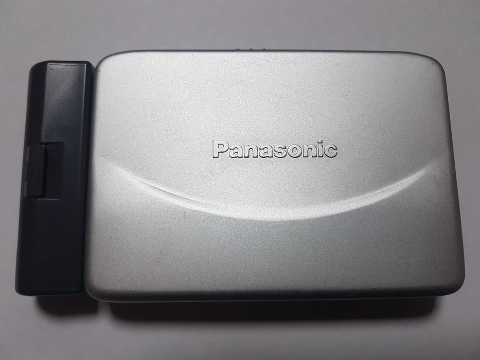 Кассетный плеер Panasonic RQ-SX32 made in Taiwan/Japan