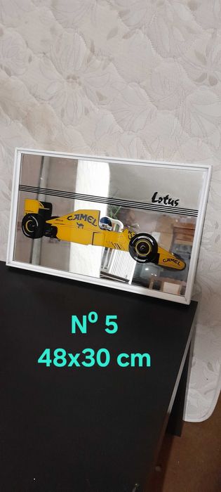 Quadros e molduras para decoração