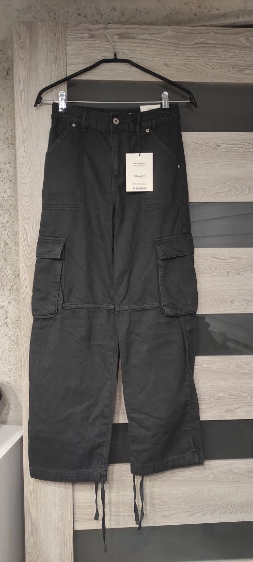 Spodnie damskie cargo Pull & Bear xxs