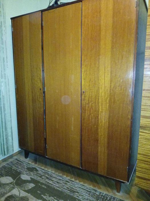 Віддам меблі безкоштовно!