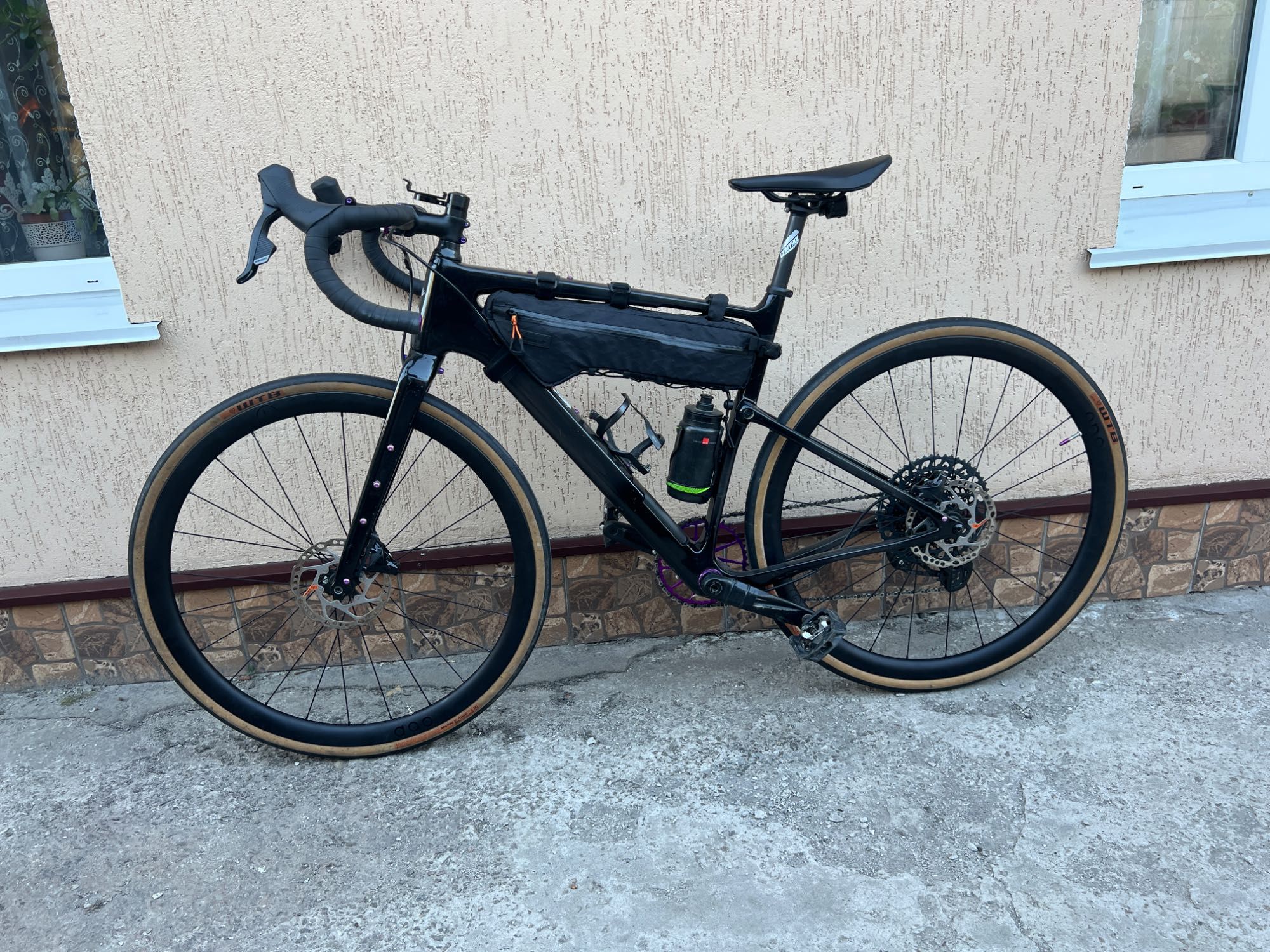Велосипед Cannondale Topstone Carbone SRAM AXS гревел