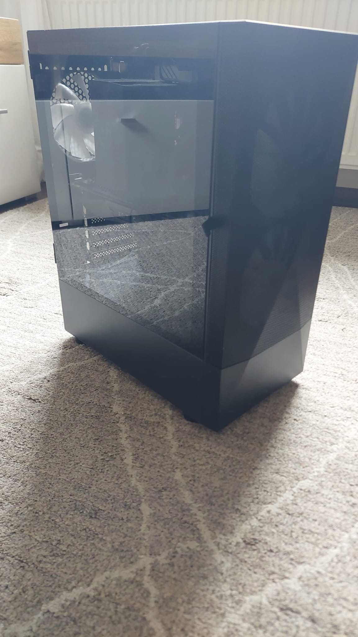 Komputer stacjonarny z Monitorem / i5 12400f/ GTX 1070 8 gb/16gb ram/