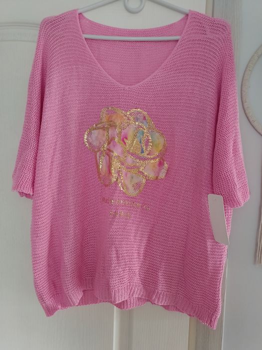 Bluzka ażurkowa .Bluzka kupiona w butiku za 69 zł rozmiar uniwersalny,