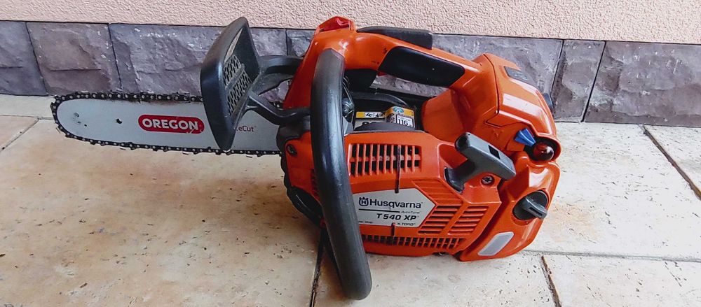 Piła pilarka spalinowa Husqvarna T540 XP gałęziówka