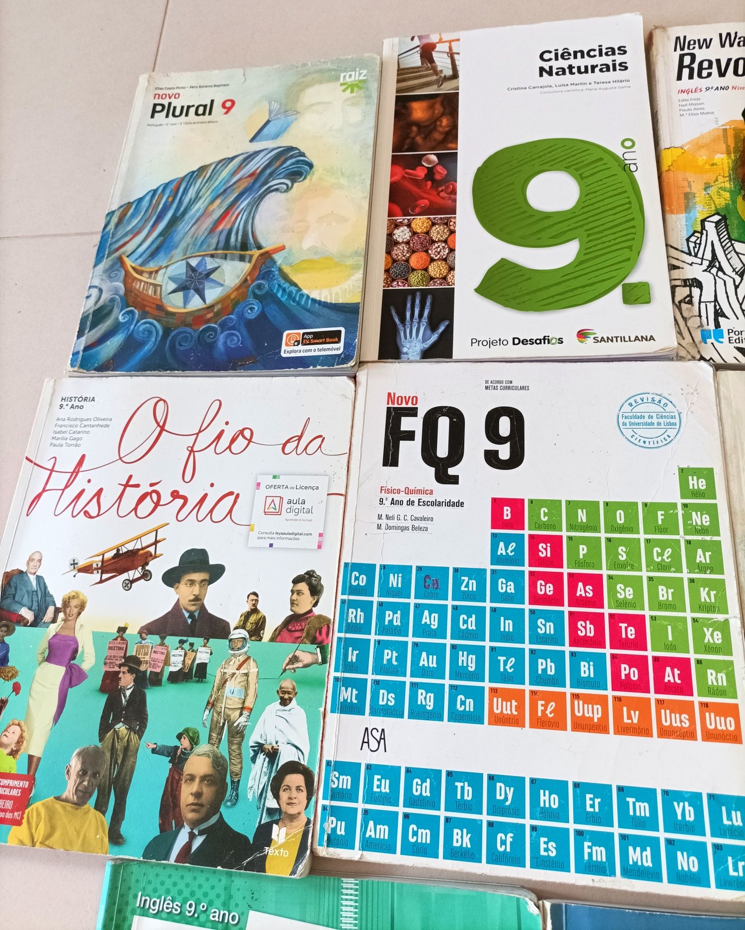 Manuais do 9° Ano - Novo FQ9 / Á Descoberta do Corpo Humano