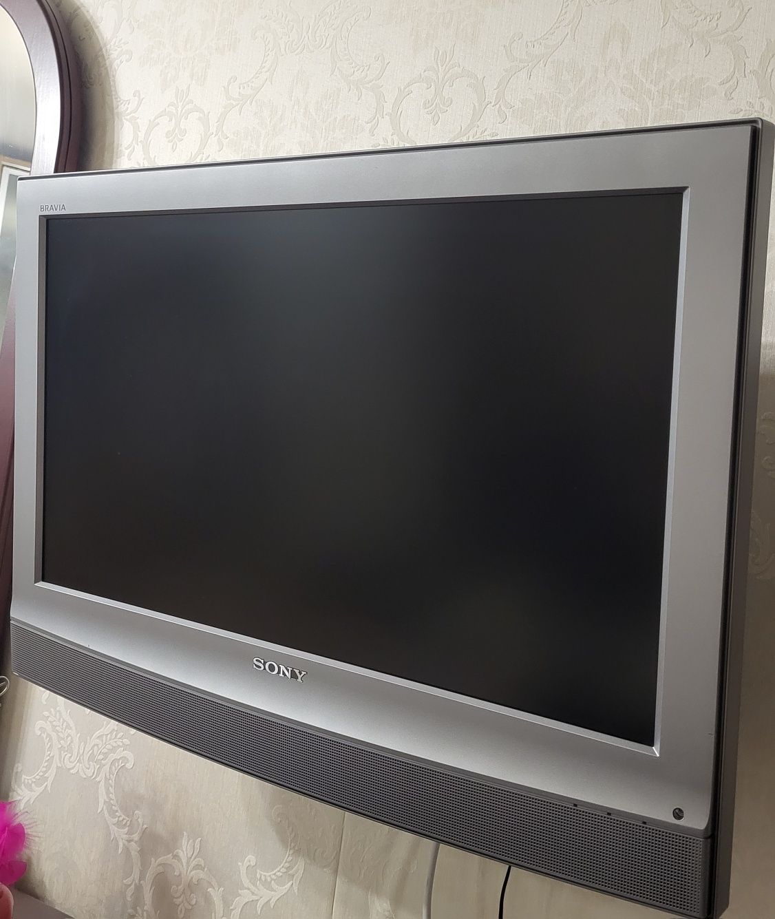 Продам телевизор Sony-б/у