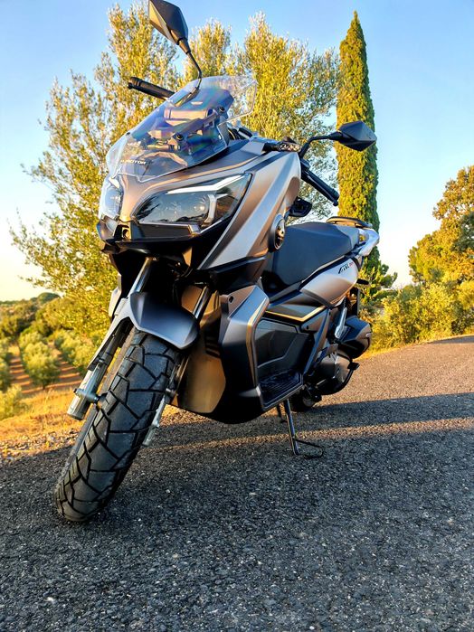 Scooter QJ 125 como NOVA c/garantia 6 anos
