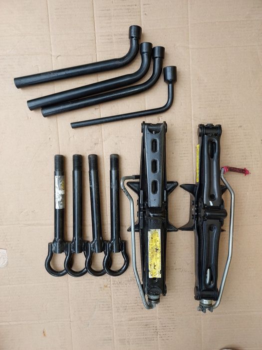 Петля гак буксирувальний Renault Kangoo 2 /3 Рено Кенго