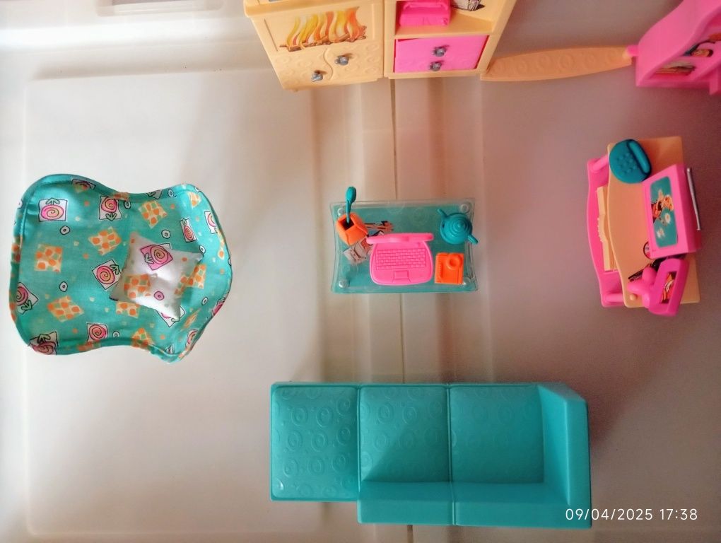 Barbie sala de estar All around home ano 2000.