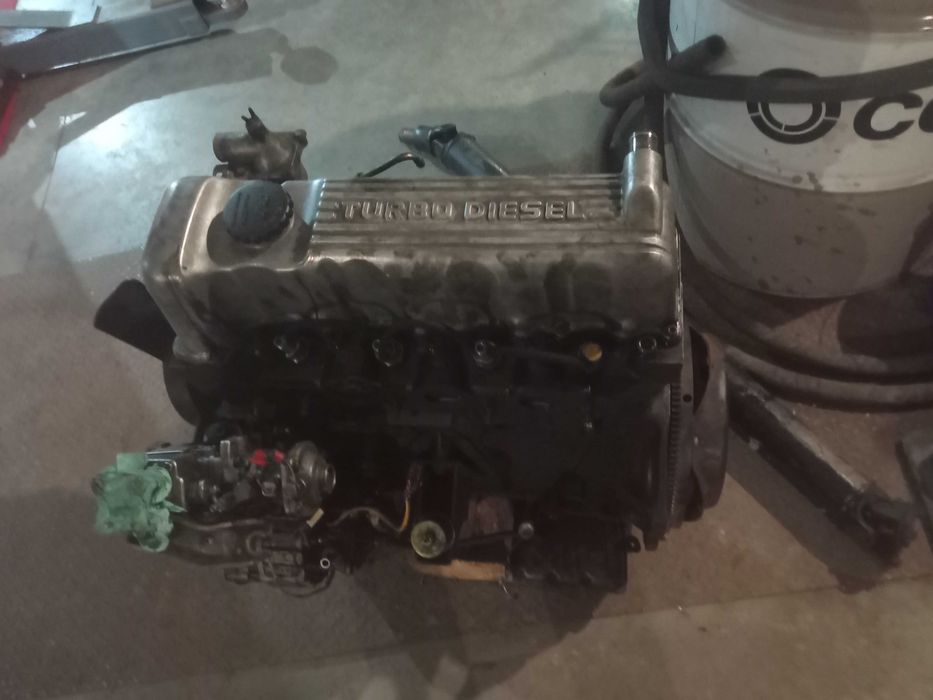 Продам головку дизельного двигун Opel Frontera 2.3DTR