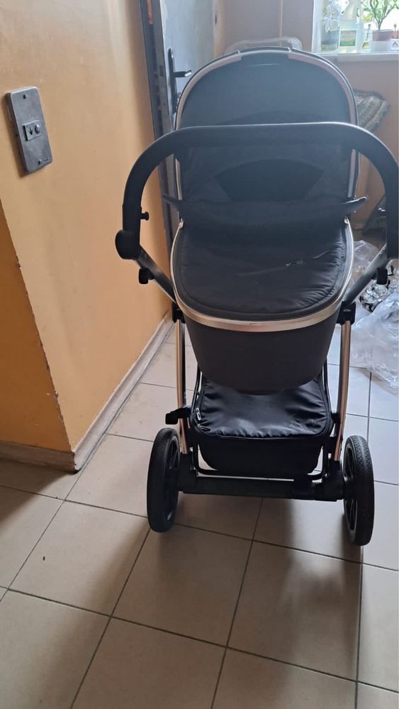 Детская коляска 2 в 1 Baby Design Bueno