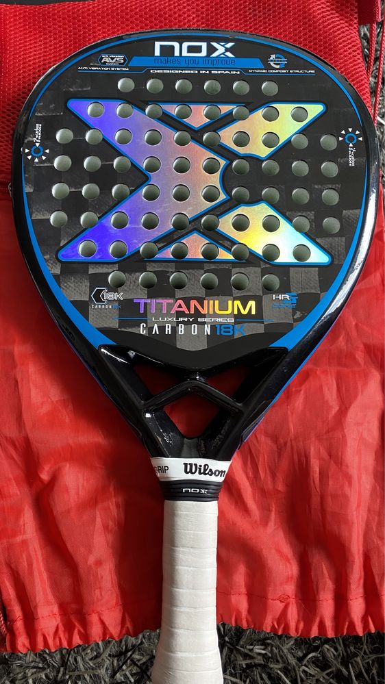 Raquete padel NOX TITANIUM carbon 18k