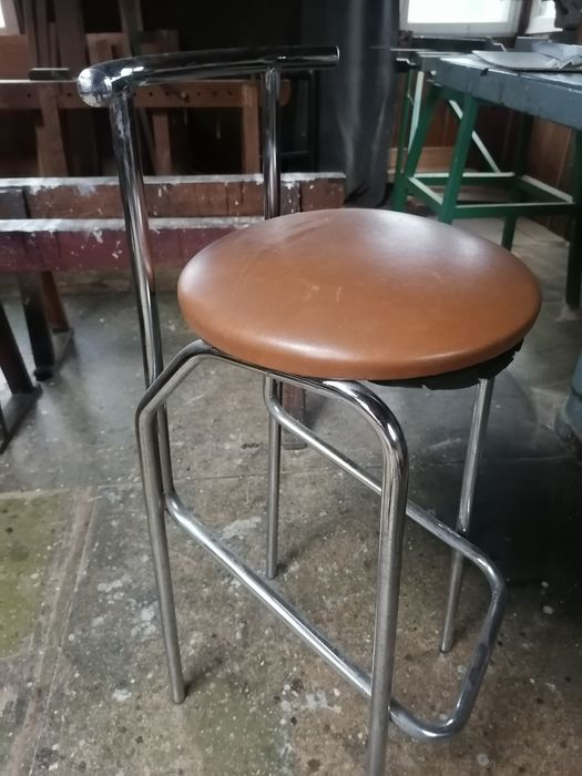 Krzesło barowe do kuchni