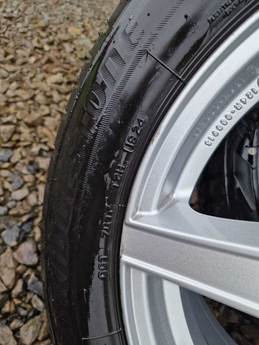 Felgi zimowe z oponami czujniki  cisnienia 205/60 R17