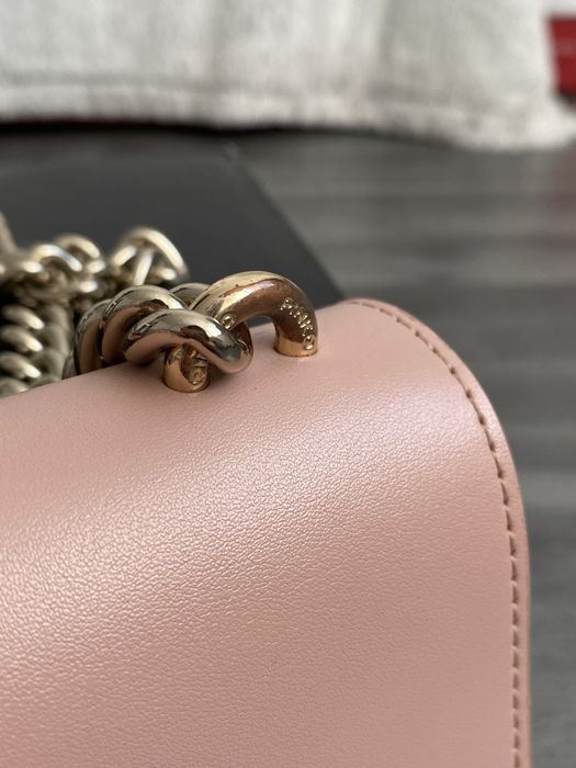 Pinko Love Mini Icon Simply C Vitello Seta skórzana torebka różowa