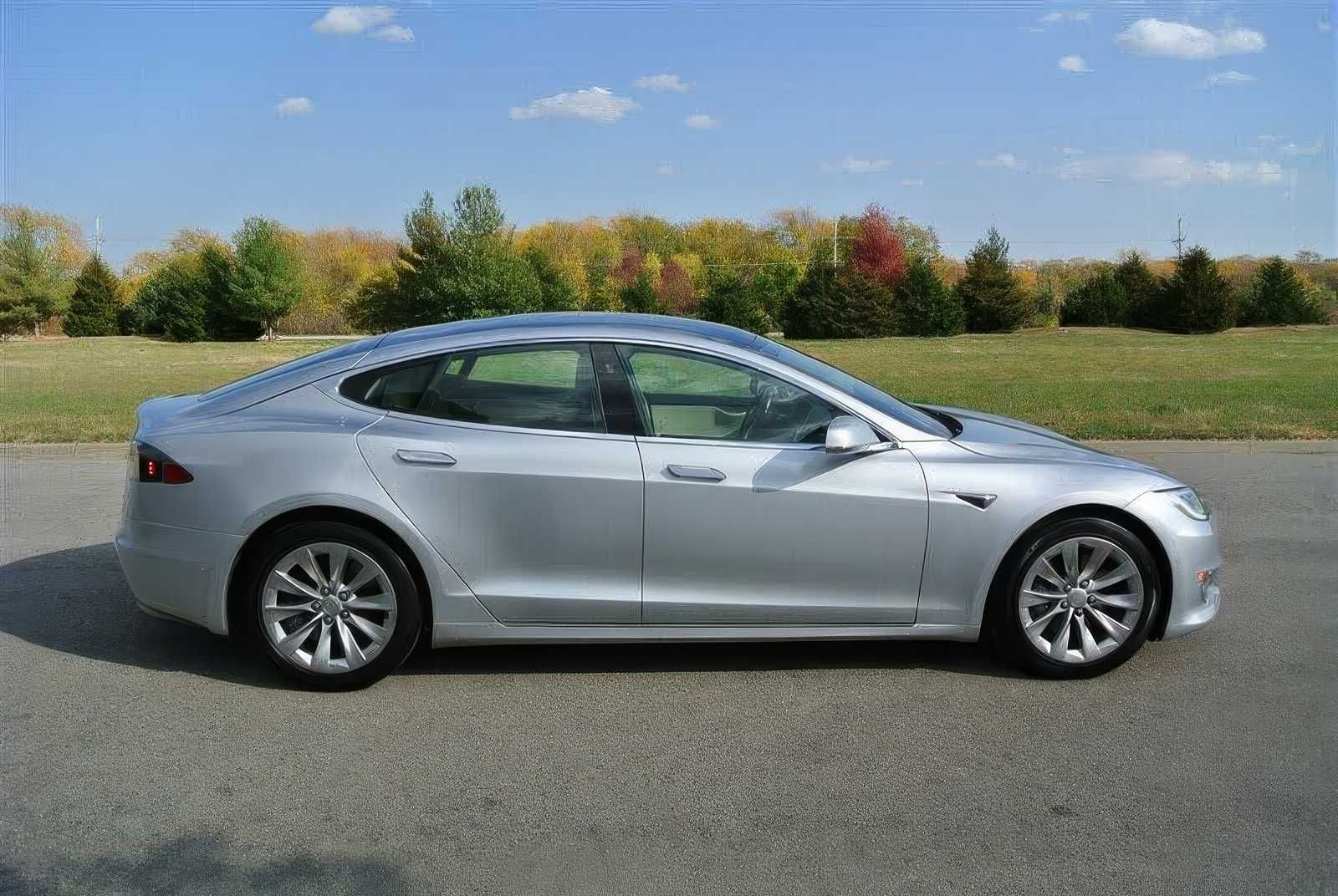 2018 Tesla Model S 75D