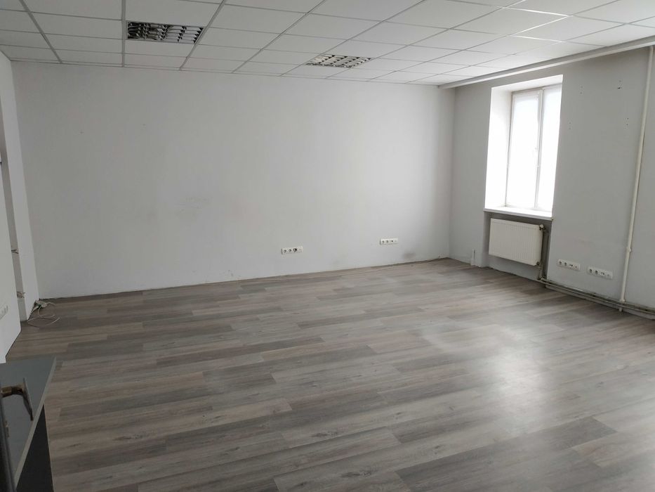 Гарна пропозиція приміщення під оренду в центрі міста
