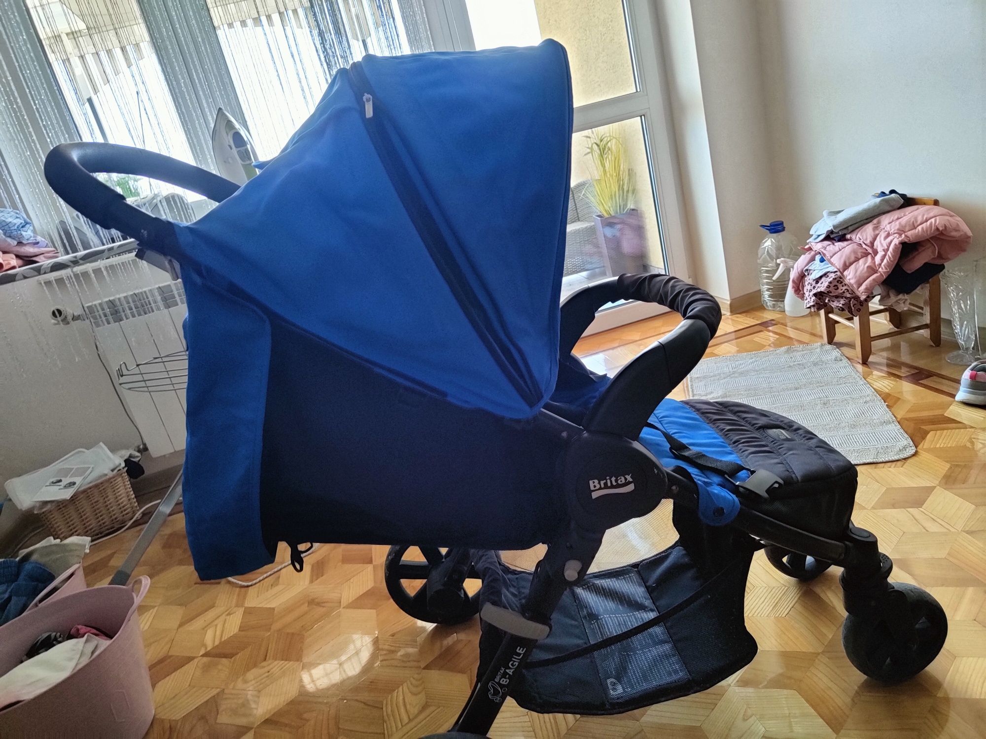 Wózek.     britax