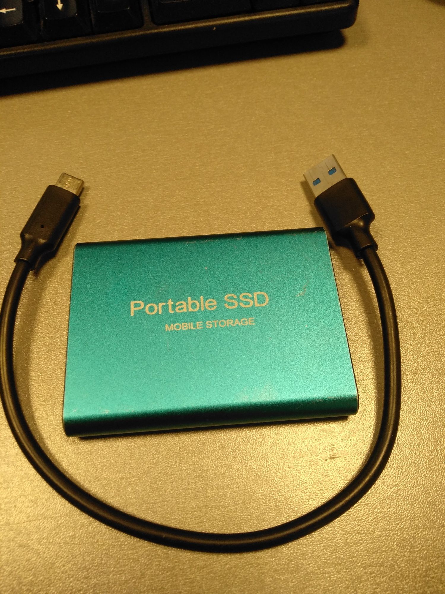 Portable SSD 16 TB