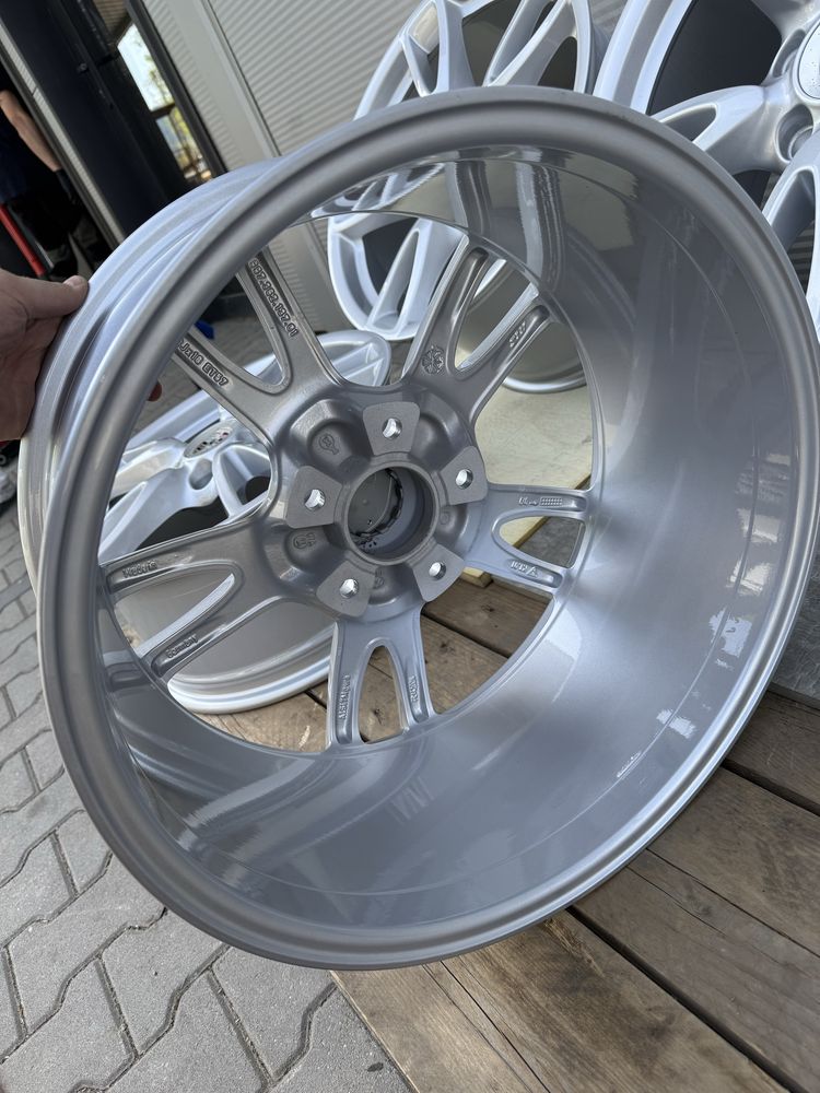 Felgi aluminiowe porsche carrera 997 18” oryginał jak nowe