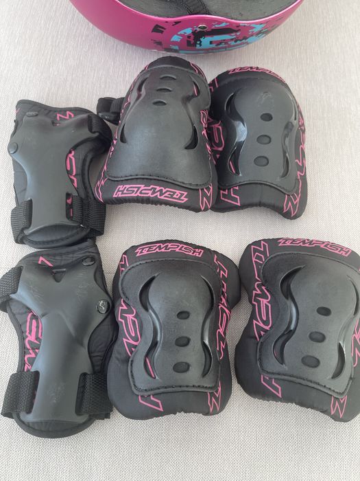 Шлем и защита для рук и колен фирмы «Tempish»