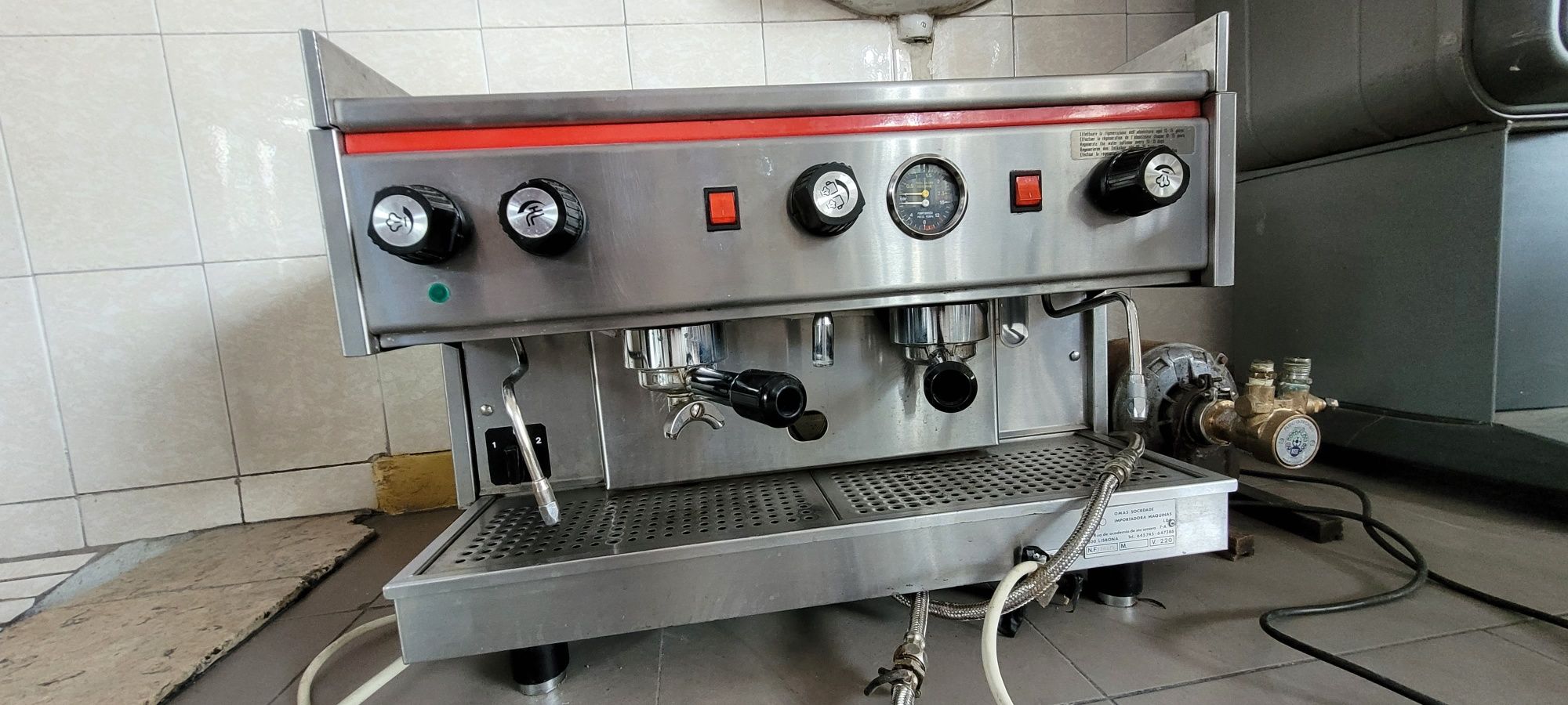 Maquina de cafe profissional para bar e restaurante