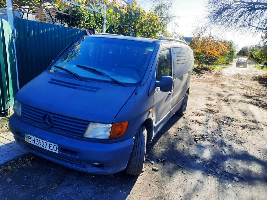 Mercedes Vito пассажирский 8+1 мест (2.3 дизель, 1997 год)