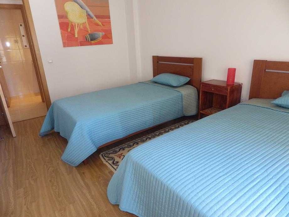 Apartamento T2 para férias com piscina