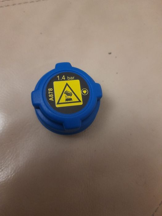 Кришка расширительного бачка Peugeot boxer Fiat ducato Citroen Jumper