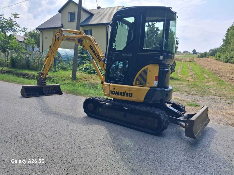 Minikoparka komatsu pc30