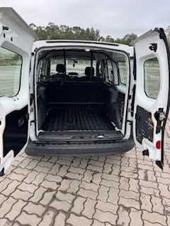 Renault kangoo Maxi   (5lugares)