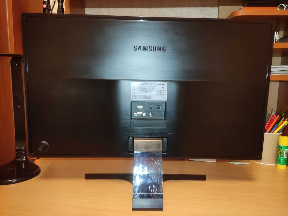Монитор Samsung S27E390H