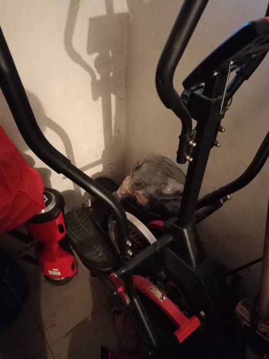 Sprzedam Orbitreka firmy Hertz