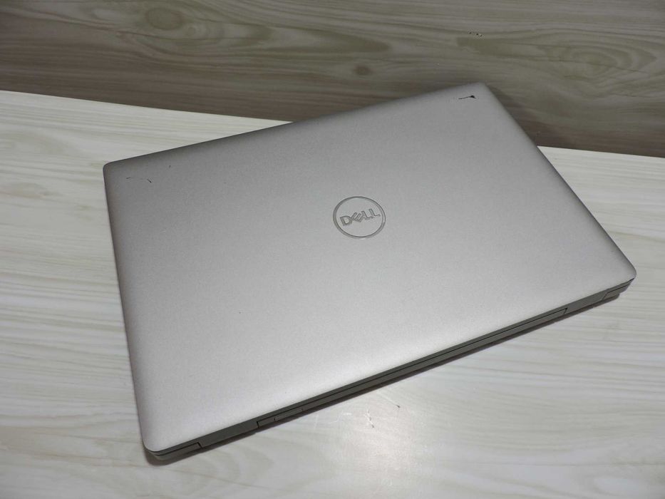 Dell Latitude 5520/15,6”/i5 1135G7/8GB/SSD 256/Iris XE