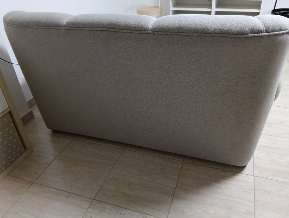 Sofá de 3 lugares, como NOVO ! Muito confortável