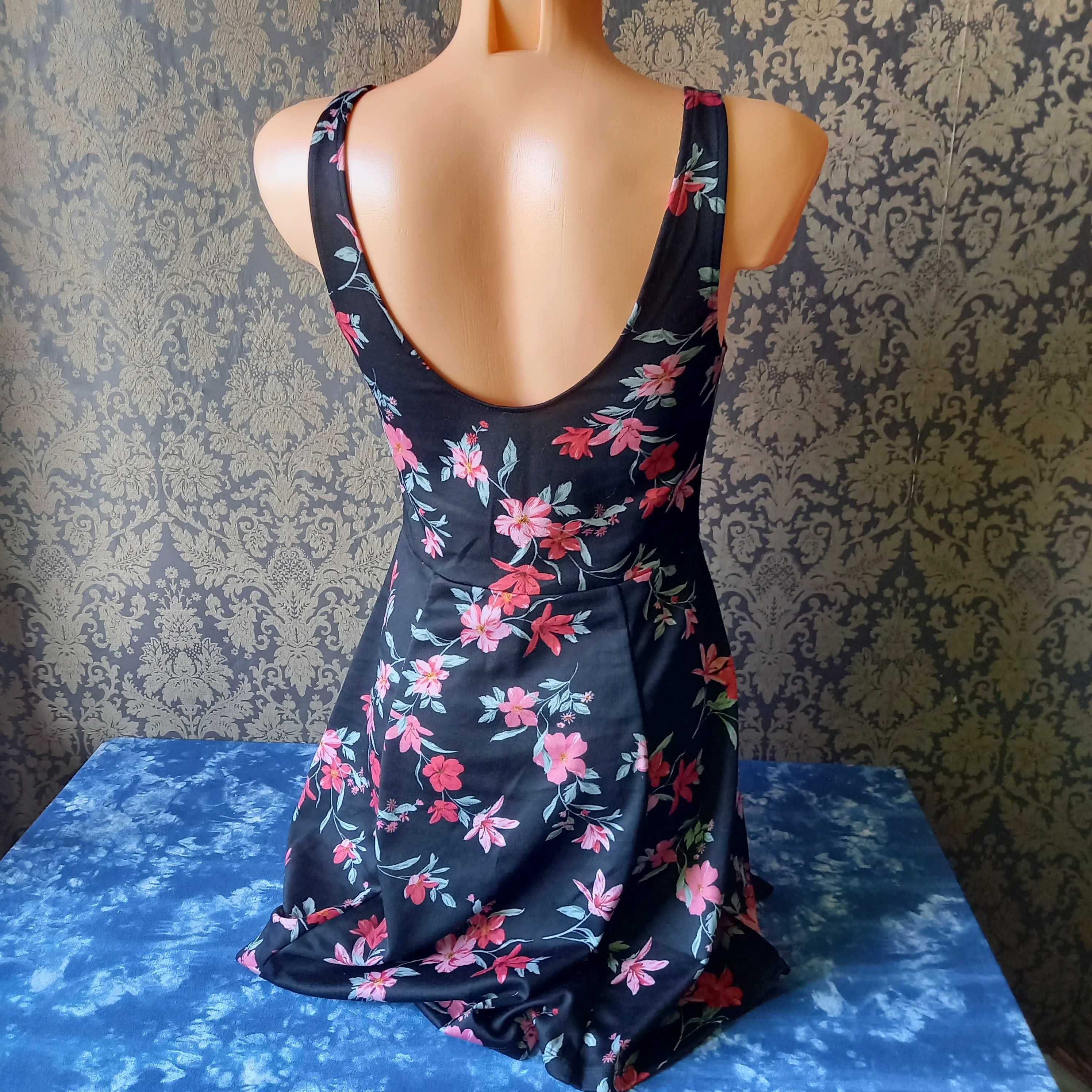 sukienka w kwiaty H&M L