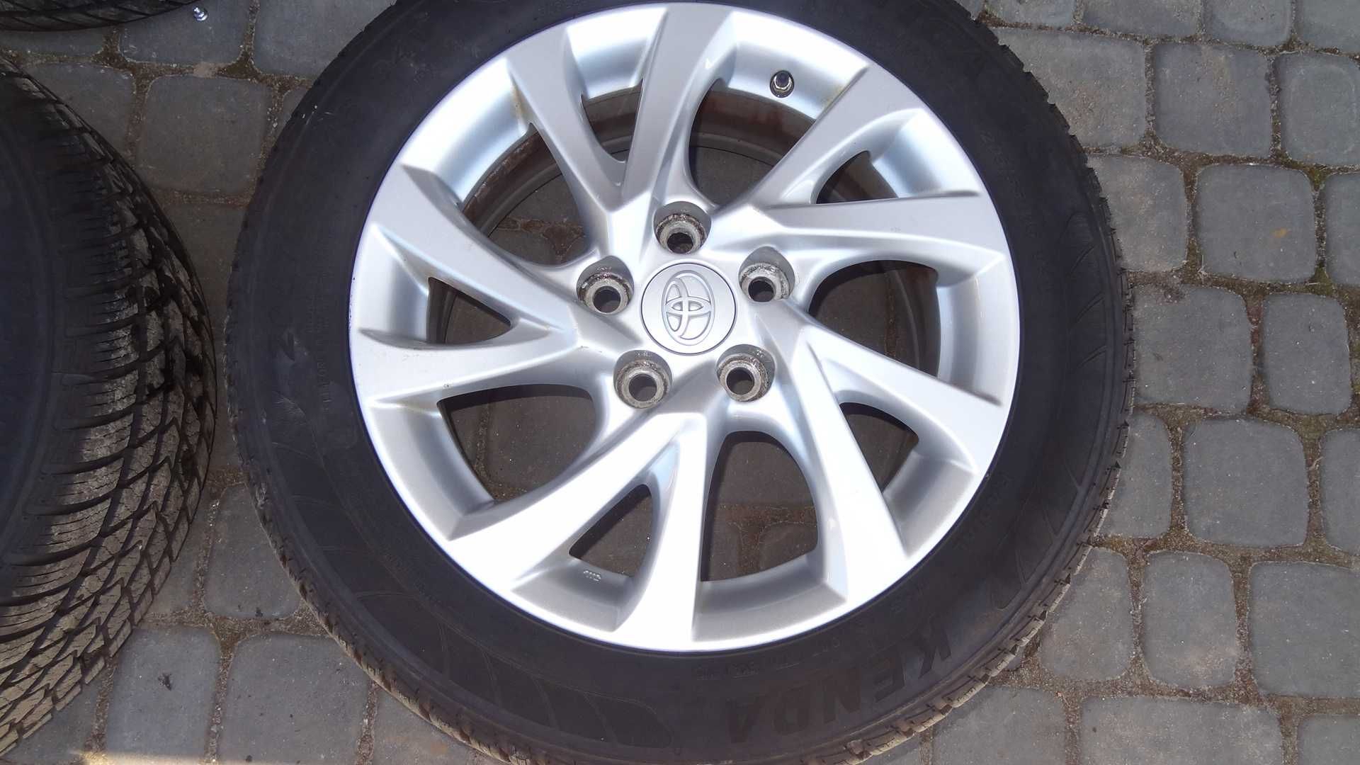 Toyota koła alufelgi  205/55/R16  5 x 114.3