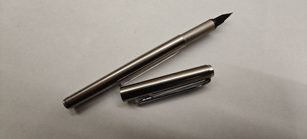 Pióro wieczne Montblanc Noblesse Slimline stalowe