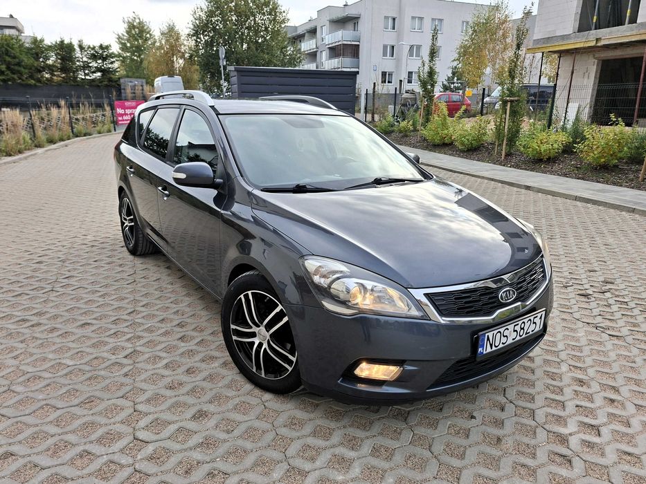 KIA Ceed 1,6  w pełni sprawna