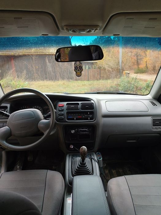 Suzuki Grand Vitara 2.5 lpg