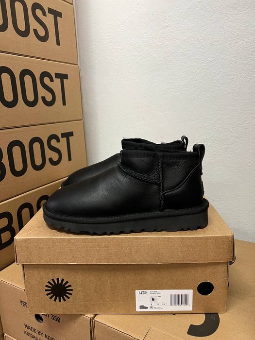 Уггі Чоловічі UGG Ultra Mini Black (Шкіра)