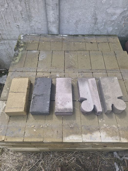 Цегла декоративна рвана і фігурна на паркан і огорожу