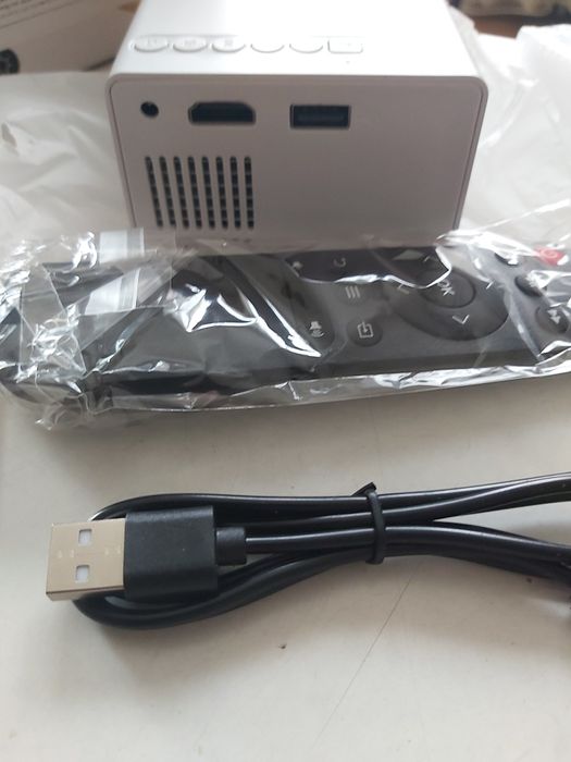 Портативний кіно-проектор.