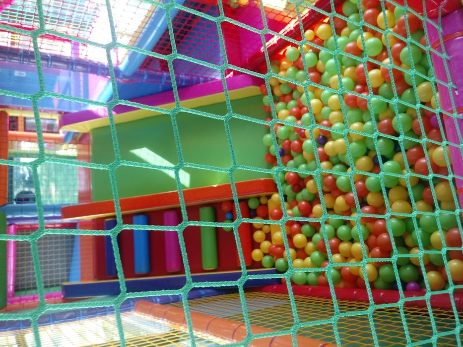 Animator, mobilna sala zabaw w  Autobusie, snowtubing, dmuchańce, wata