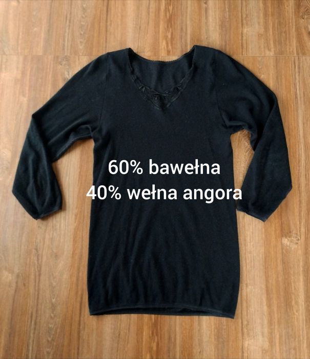 Bluzka damska czarna z bawełny i wełny angory M dopasowana w serek