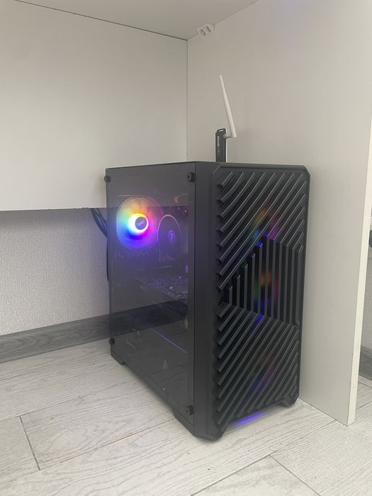 Компьютер + монитор MSI MAG24C