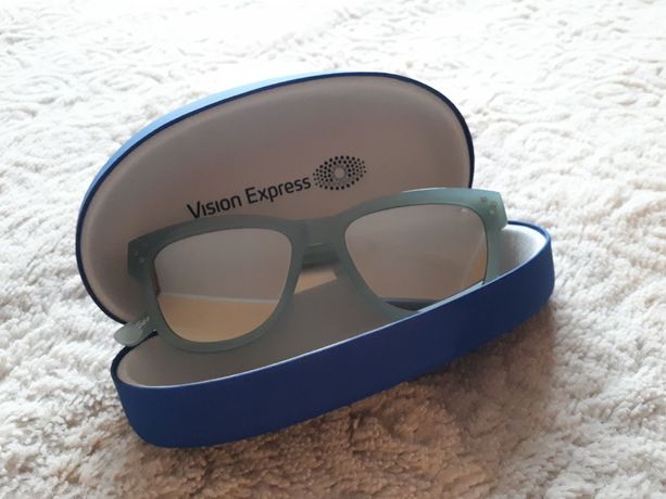 Nowe okulary przeciwsłoneczne Vision Express + etui