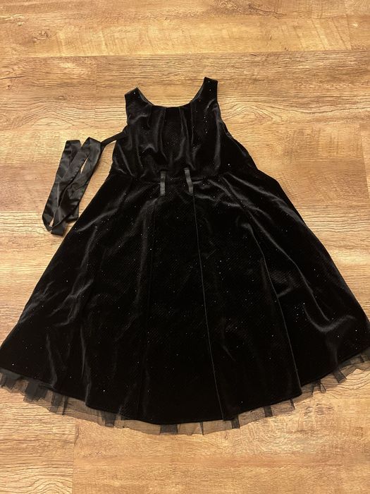 Бархатна чорна сукня george на дівчинку 110-116